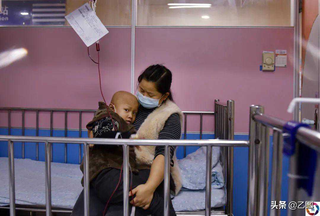 试管婴儿患孤独症后又患重症，母亲艰难守护6年，盼来一声“妈”