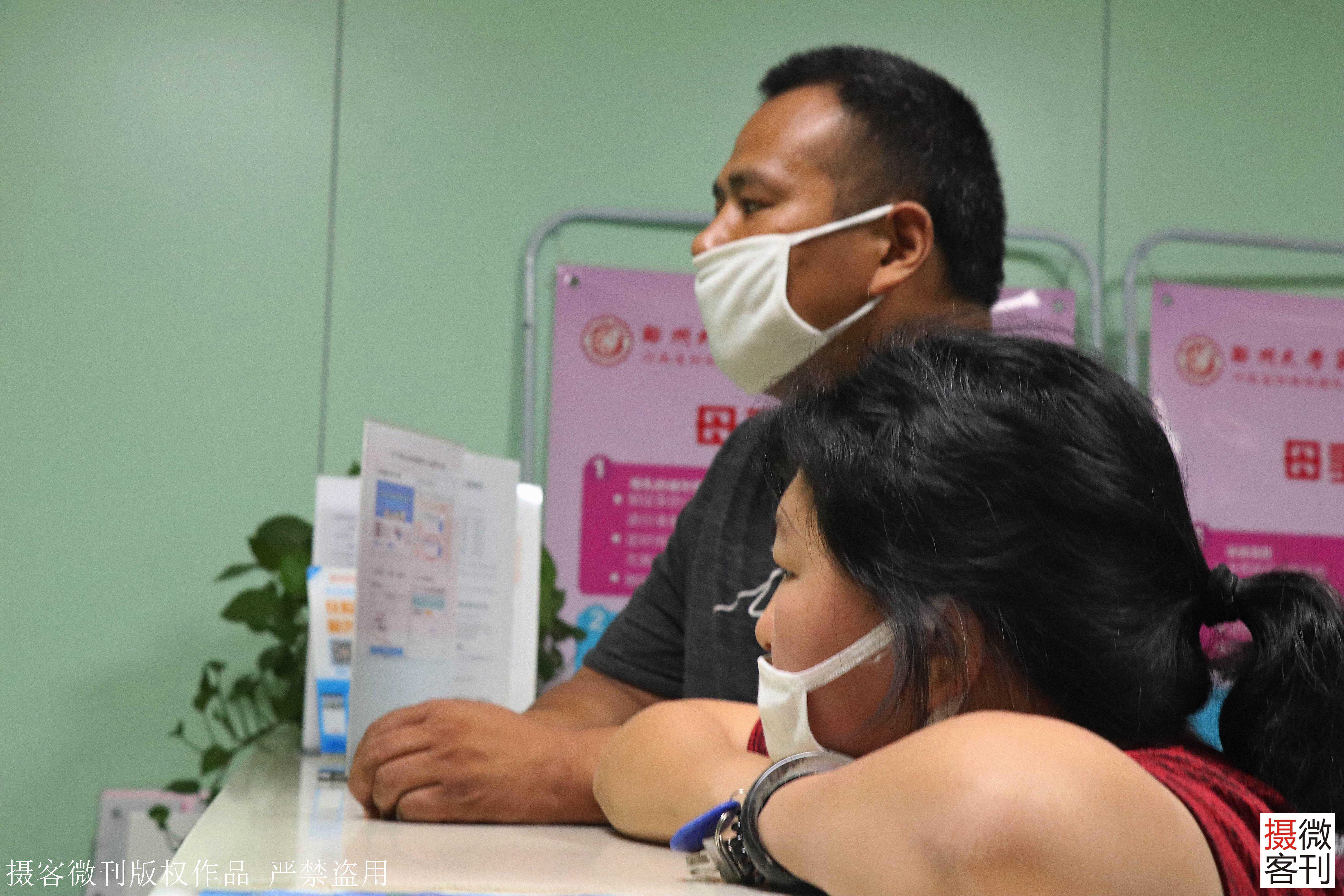 农村夫妻花20万做试管婴儿，宝宝出生后不到2斤，妈妈痛哭